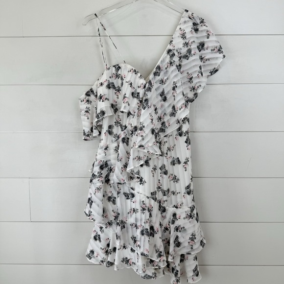 ELLIATT BLOOM DRESS FLORAL MINI Women Medium One Shoulder Ruffle Spring Revolve - Picture 2 of 13